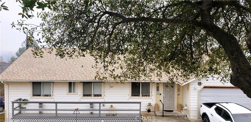 Photo of 51 Apache Circle, Oroville, CA 95966 (MLS # SN25267200)