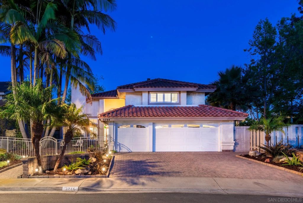 Photo of 3744 Newcrest Pt, San Diego, CA 92130 (MLS # 260010262)