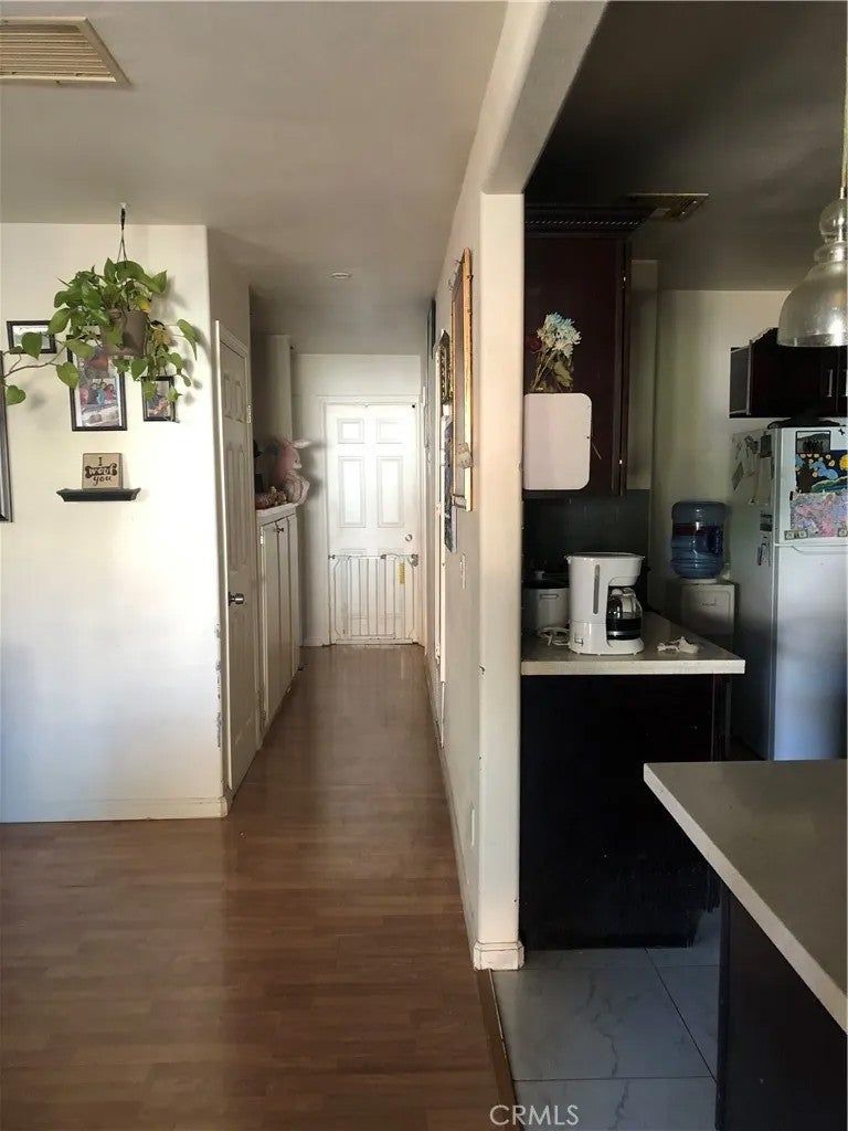 66157 Avenida Cadena
