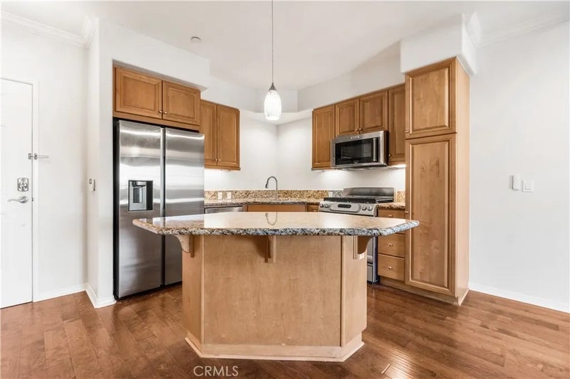 21345 Hawthorne Boulevard 415