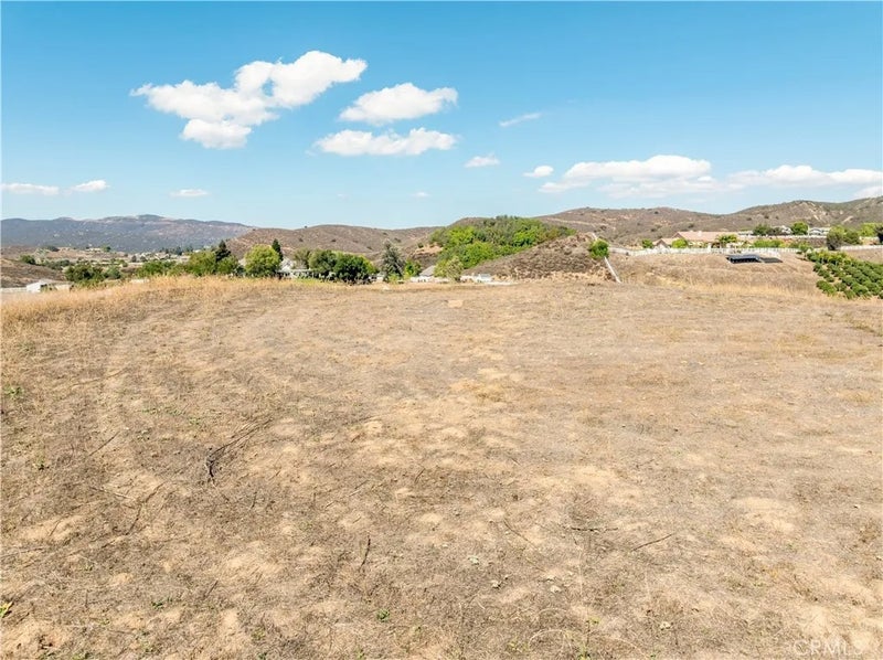 0 Vista Flora Rd.
