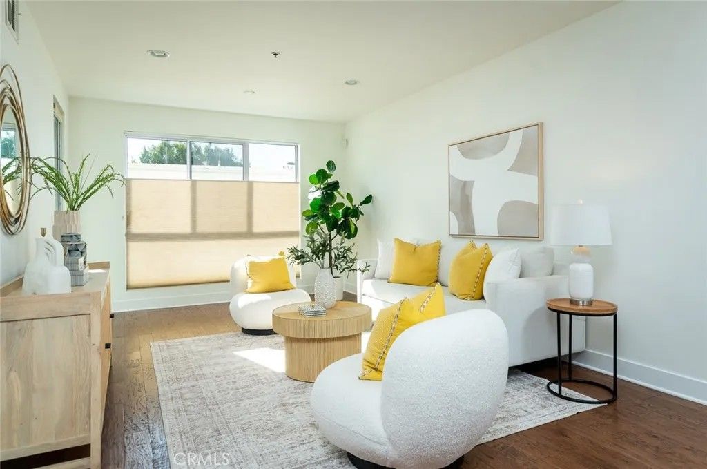 Photo of 817 N ALFRED Street #205, Los Angeles, CA 90069 (MLS # BB26007701)