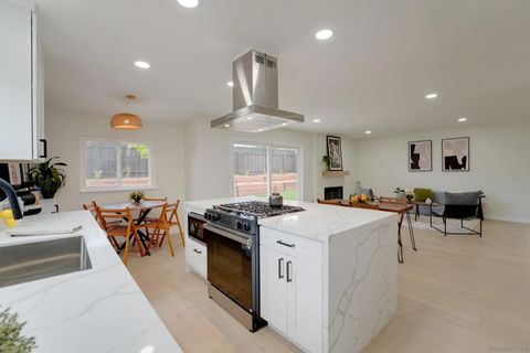 Tiny photo for 4226 Mount Voss Dr, San Diego, CA 92117 (MLS # 250042439)