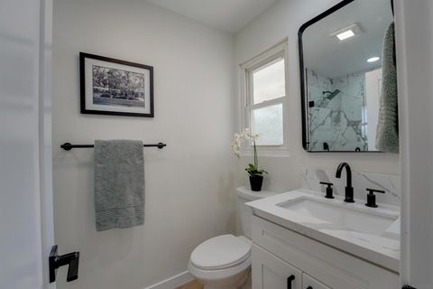 Tiny photo for 4226 Mount Voss Dr, San Diego, CA 92117 (MLS # 250042439)