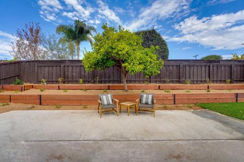Tiny photo for 4226 Mount Voss Dr, San Diego, CA 92117 (MLS # 250042439)