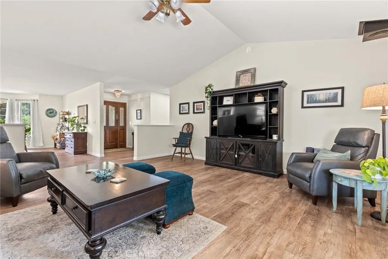4025 Rio Bravo Drive