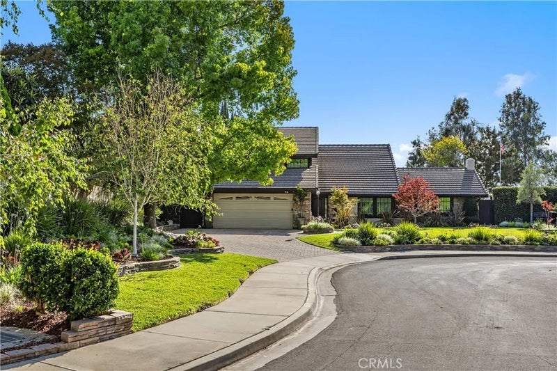609 Willowbrook