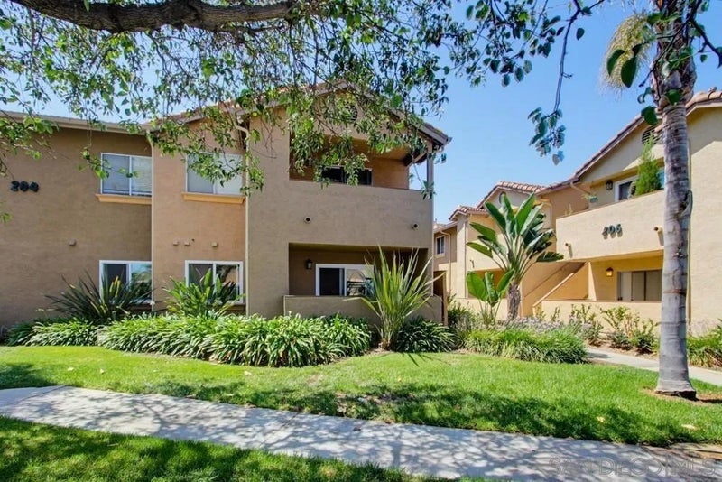 204 Woodland 219