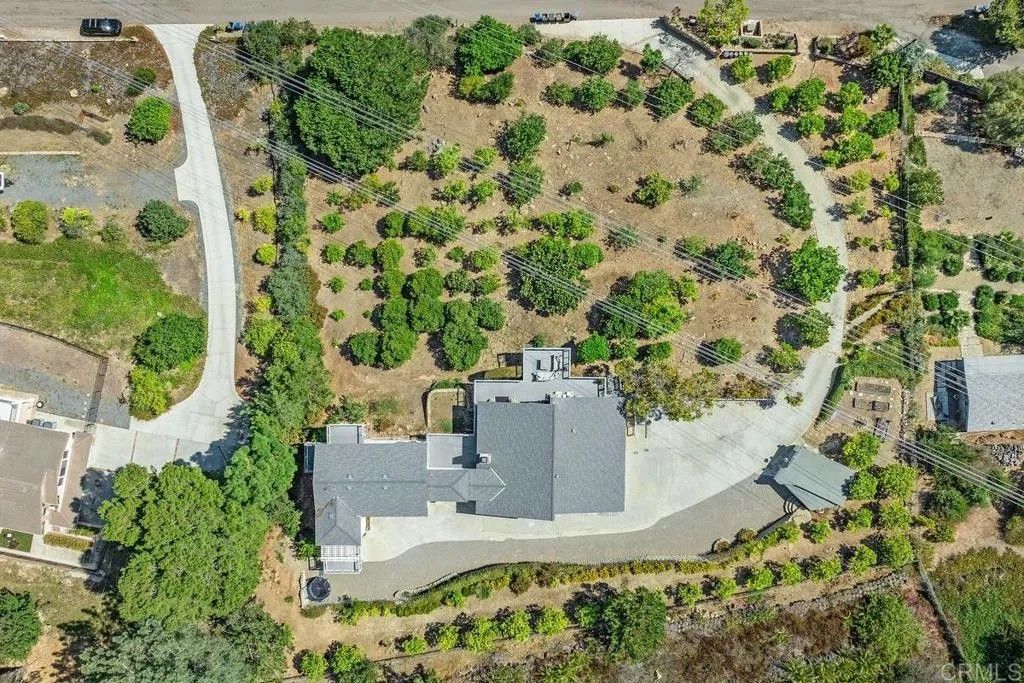 Photo of 1629 Via Allondra, San Marcos, CA 92078 (MLS # NDP2603453)