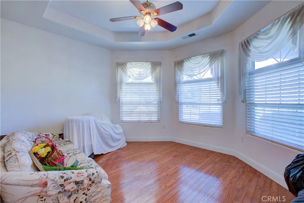5261 Lucille Lane