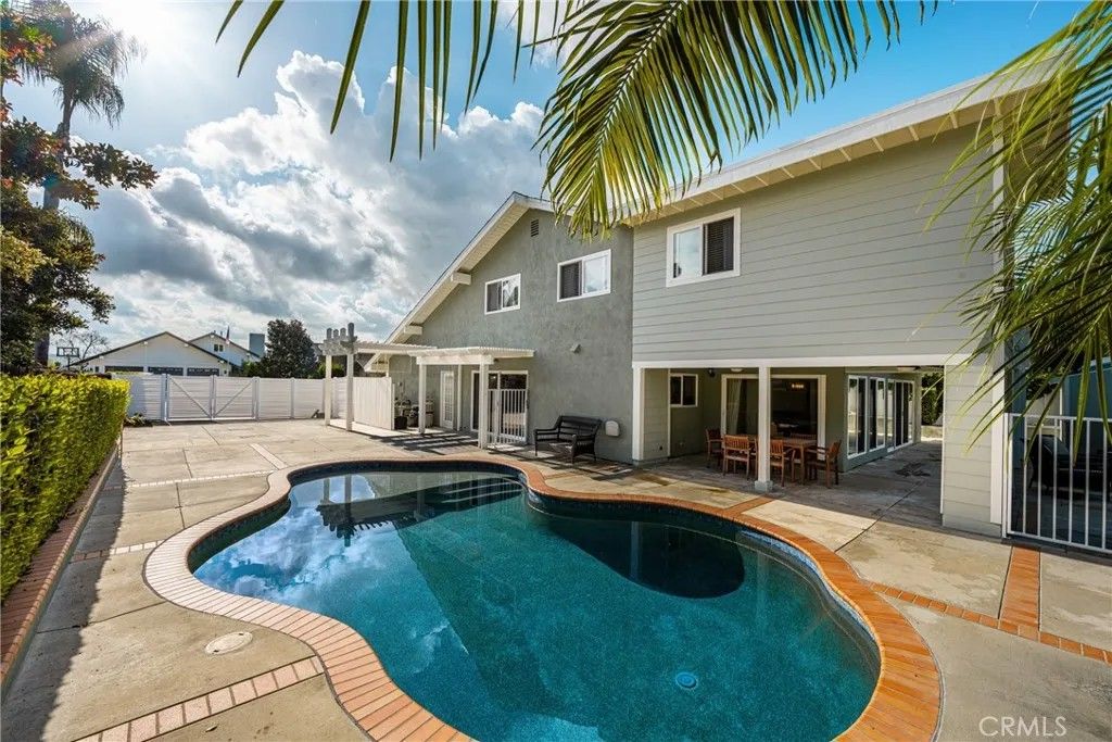 Photo of 32005 Avenida Evita, San Juan Capistrano, CA 92675 (MLS # OC26074364)