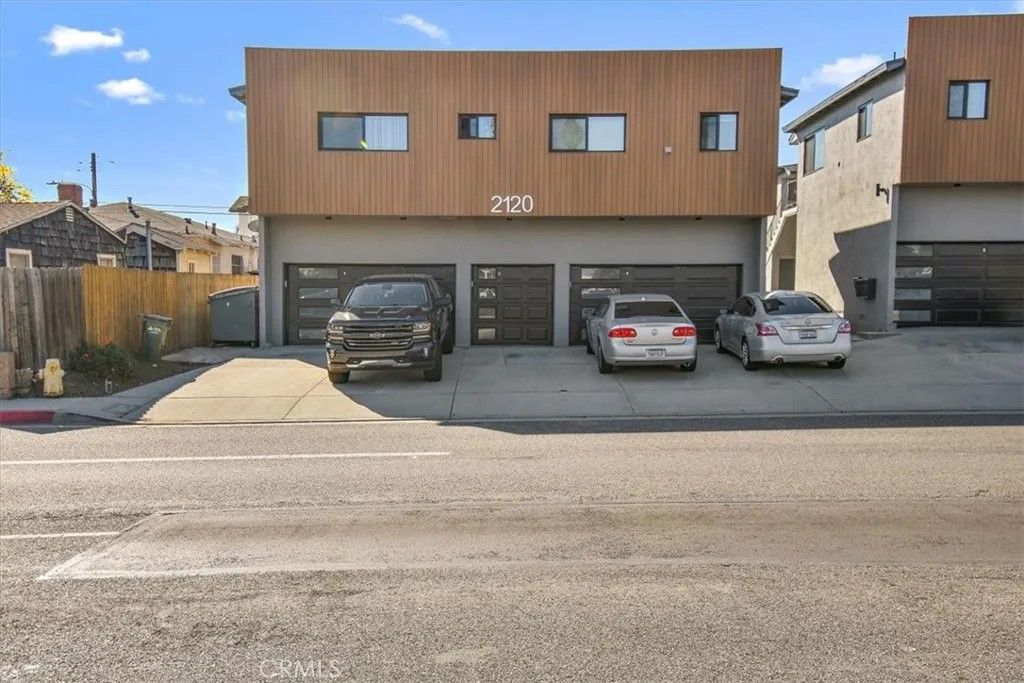 Photo of 2120 Manhattan Beach Boulevard #E, Redondo Beach, CA 90278 (MLS # SB26027057)