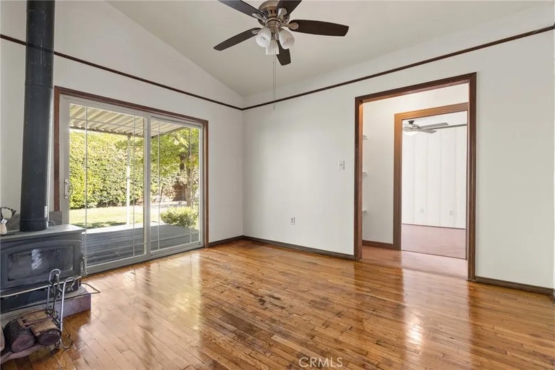 1335 Martin St