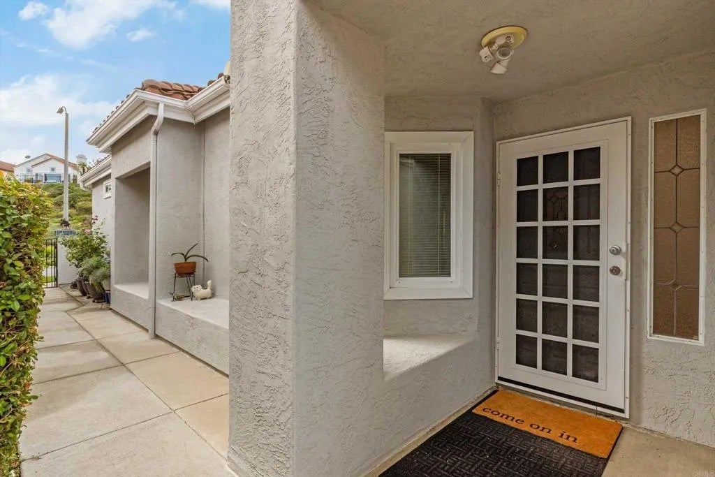 1303 Camino Lorado