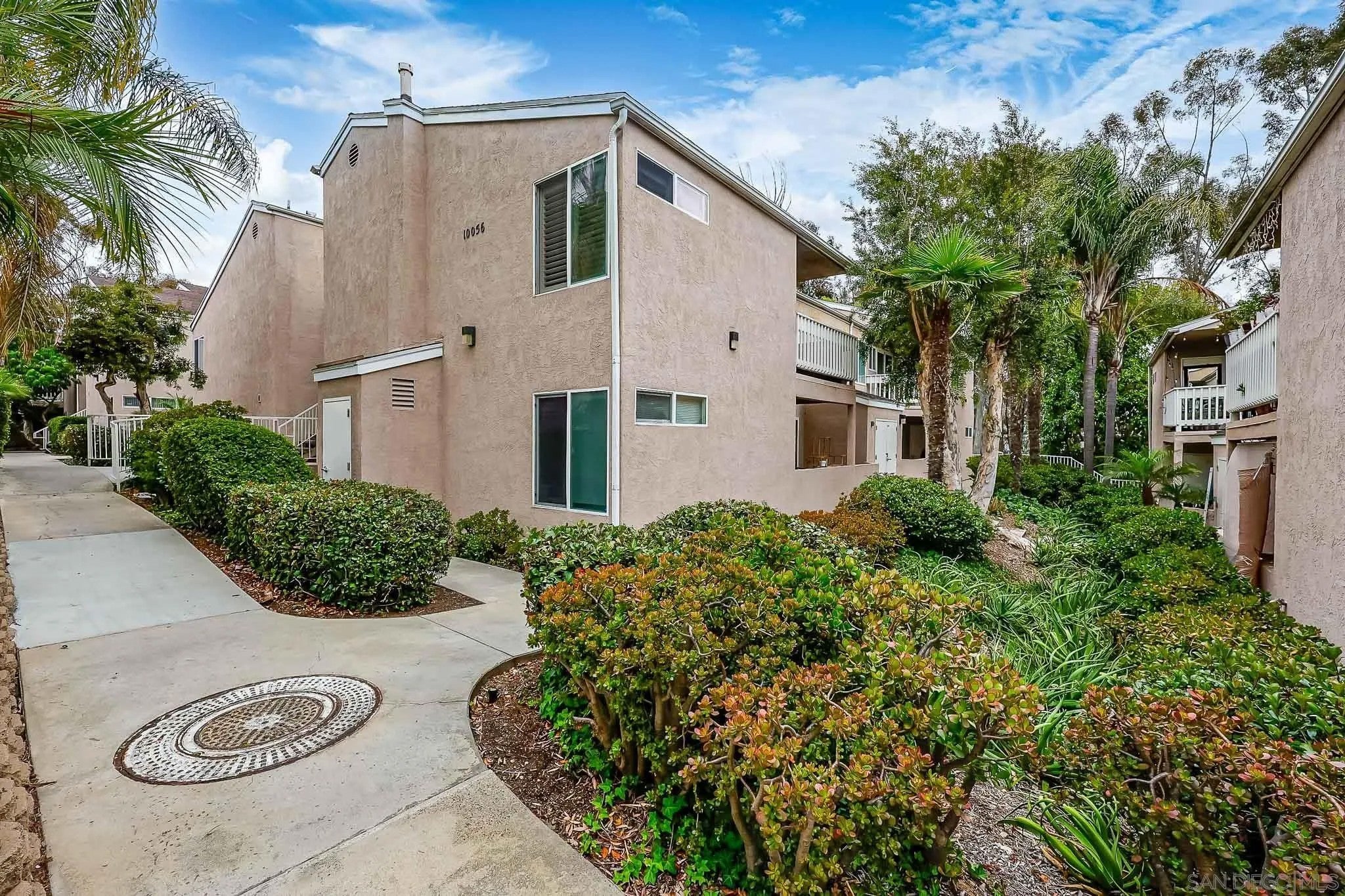 10056 Maya Linda Rd 3201