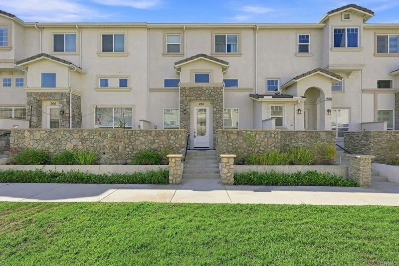 252 Vermont Court