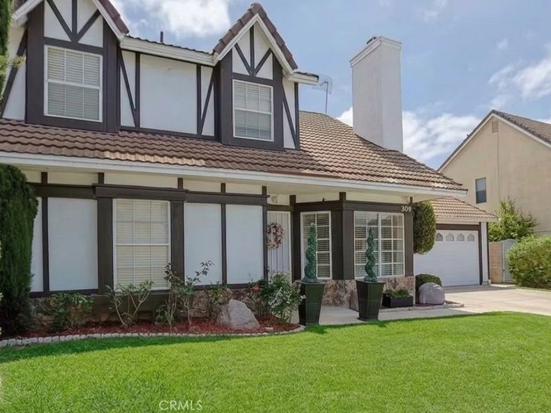 309 Burlington