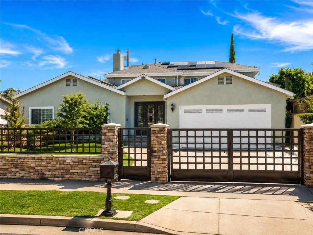 11138 Collett