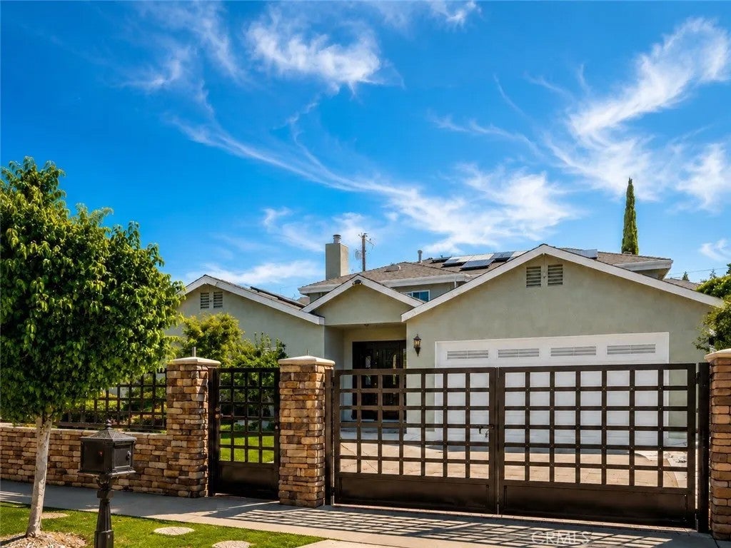 11138 Collett