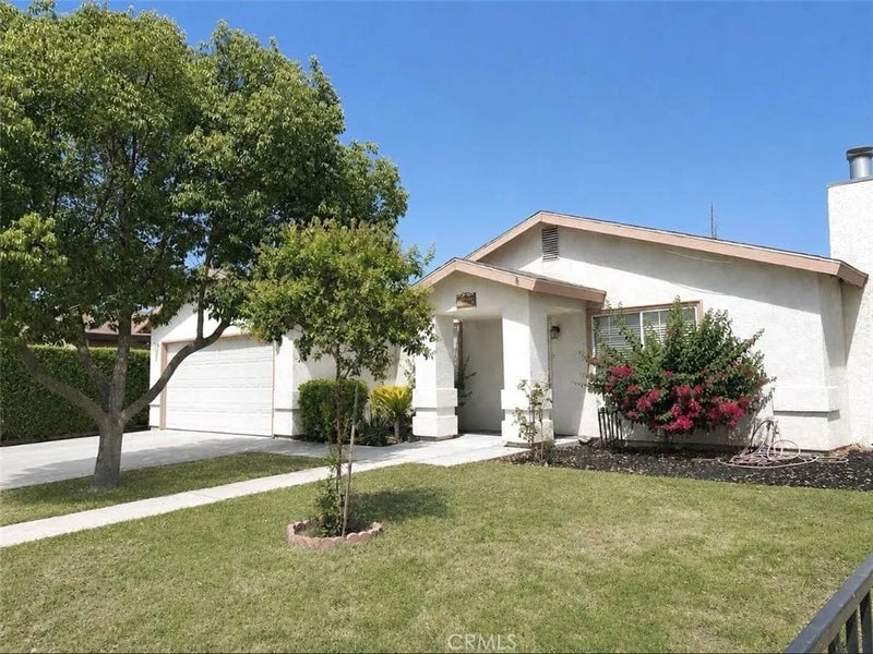 1850 Pepper Tree Close