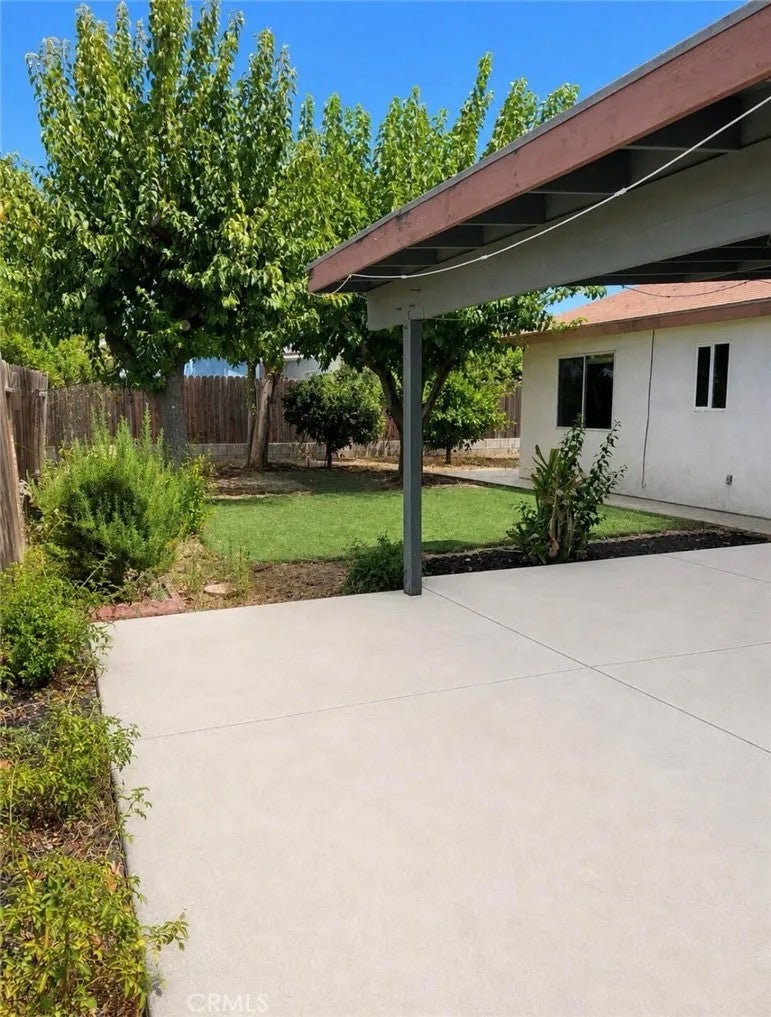 1850 Pepper Tree Close