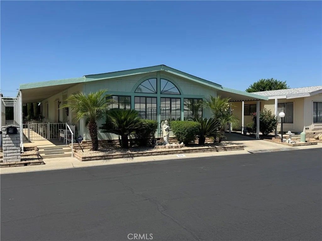 Photo of 24600 Mountain Ave #58, Hemet, CA 92544 (MLS # SW25241766)