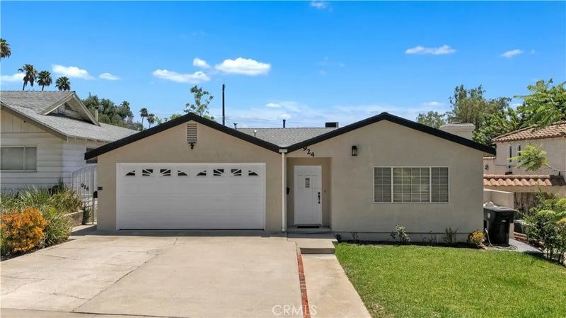 924 E Tujunga