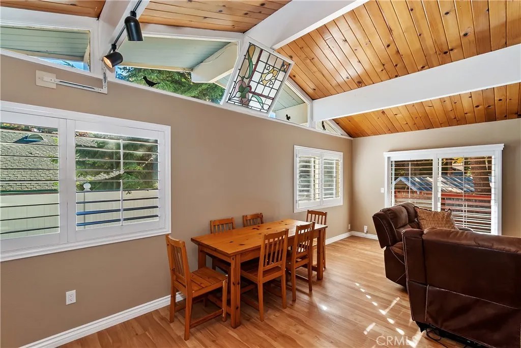31435 Oakleaf