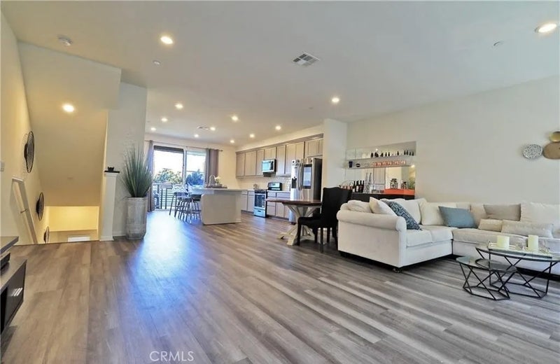 1163 Orchard