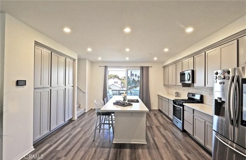 1163 Orchard