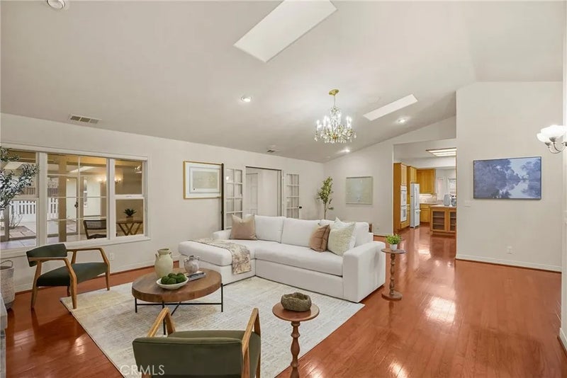 312 Freya Drive SL