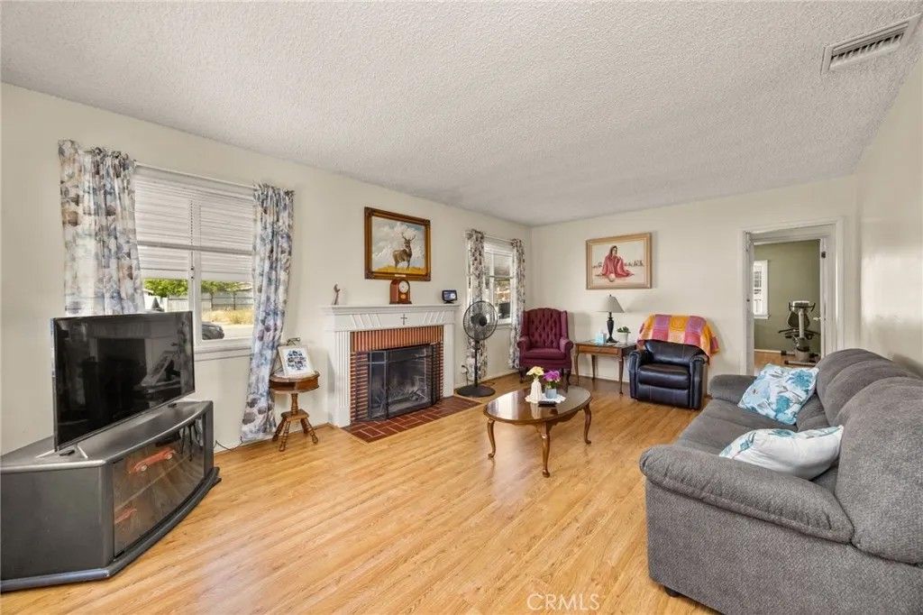 Photo of 428 S Campus, Upland, CA 91786 (MLS # PW26067501)