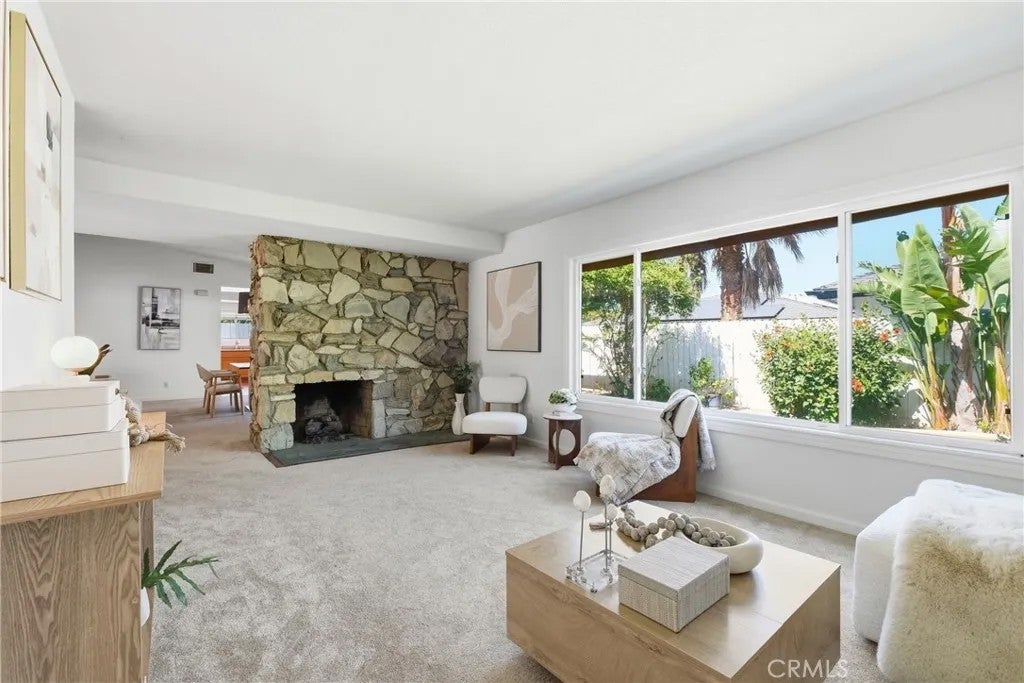 12885 Old Foothill