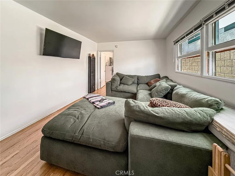5459 Inglewood
