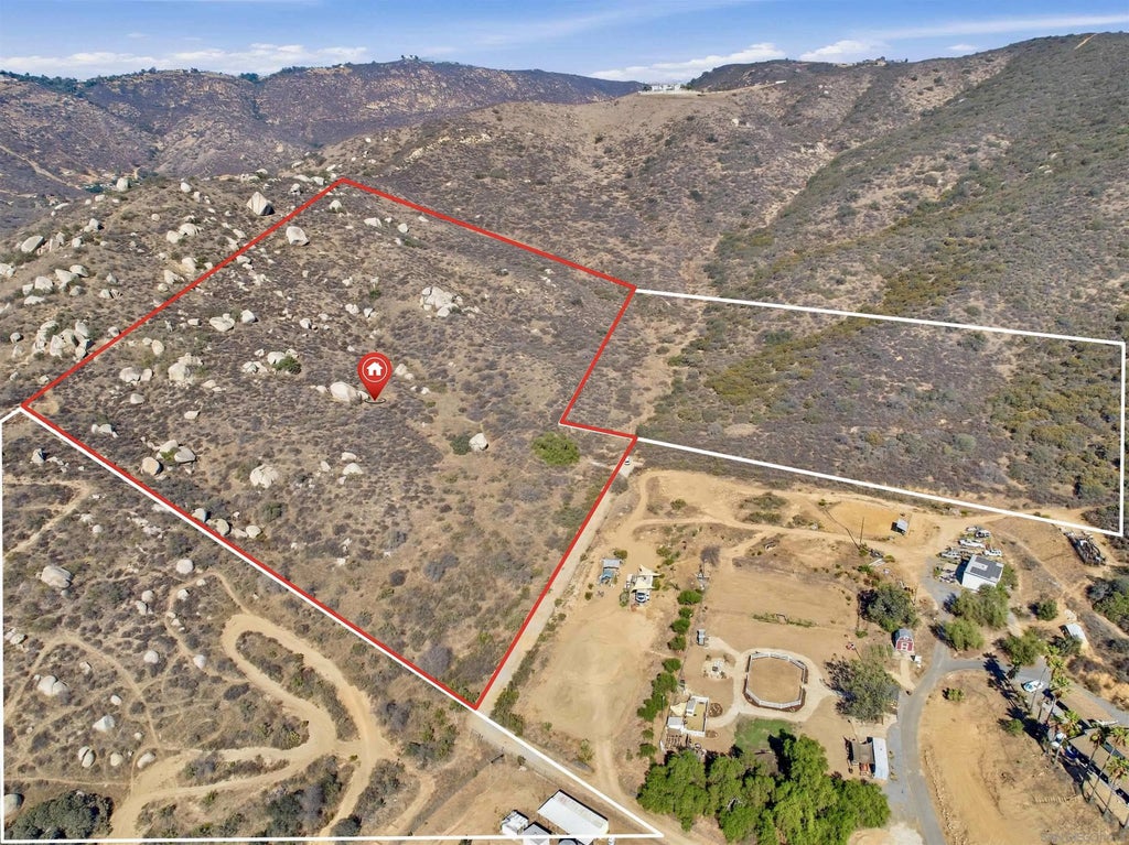 Photo of Stallion Oaks, El Cajon, CA 92019 (MLS # 260022642)