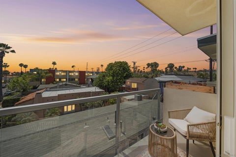 Photo of 1952 Hornblend ST #6, San Diego, CA 92109 (MLS # 260019868)