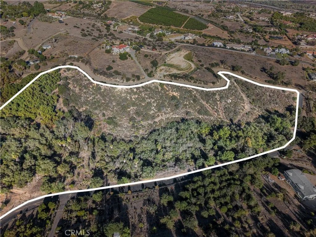 Photo of 0 Via Puerta Del Sol, Bonsall, CA 92003 (MLS # SW25240907)