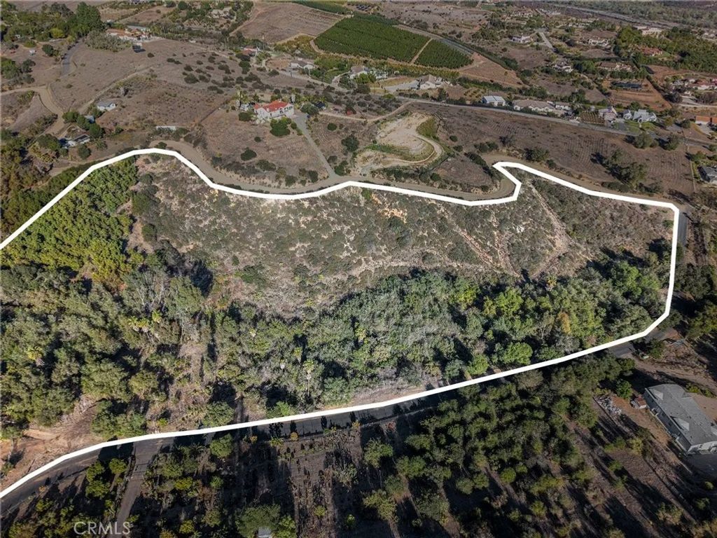 Photo of 0 Via Puerta Del Sol, Bonsall, CA 92003 (MLS # SW25240907)