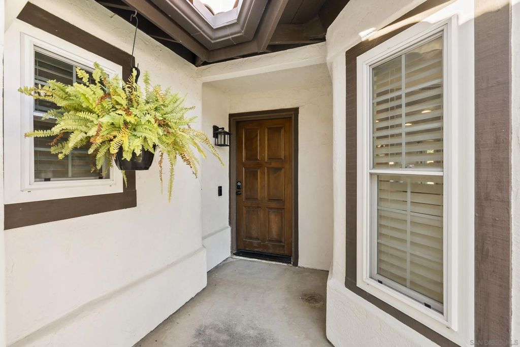 Photo of 1733 Avenida Segovia, Oceanside, CA 92056 (MLS # 260001496)