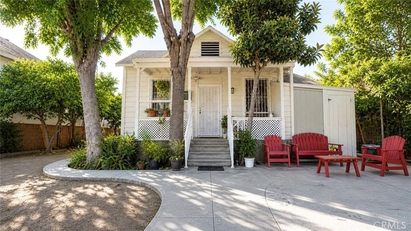 129 N Hagar