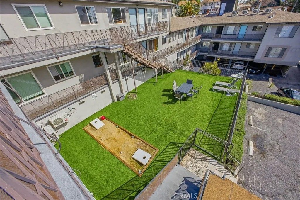 Photo of 376 N Avenue 57 Ave, Los Angeles, CA 90042 (MLS # AR26051140)