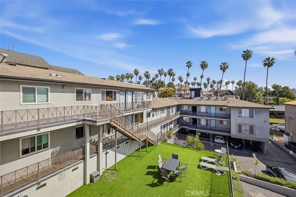 Photo of 376 N Avenue 57 Ave, Los Angeles, CA 90042 (MLS # AR26051140)