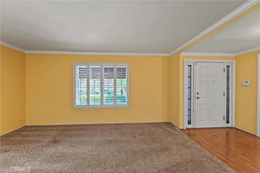 5911 Kingsbriar