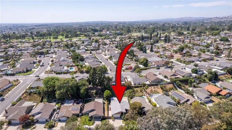 5911 Kingsbriar