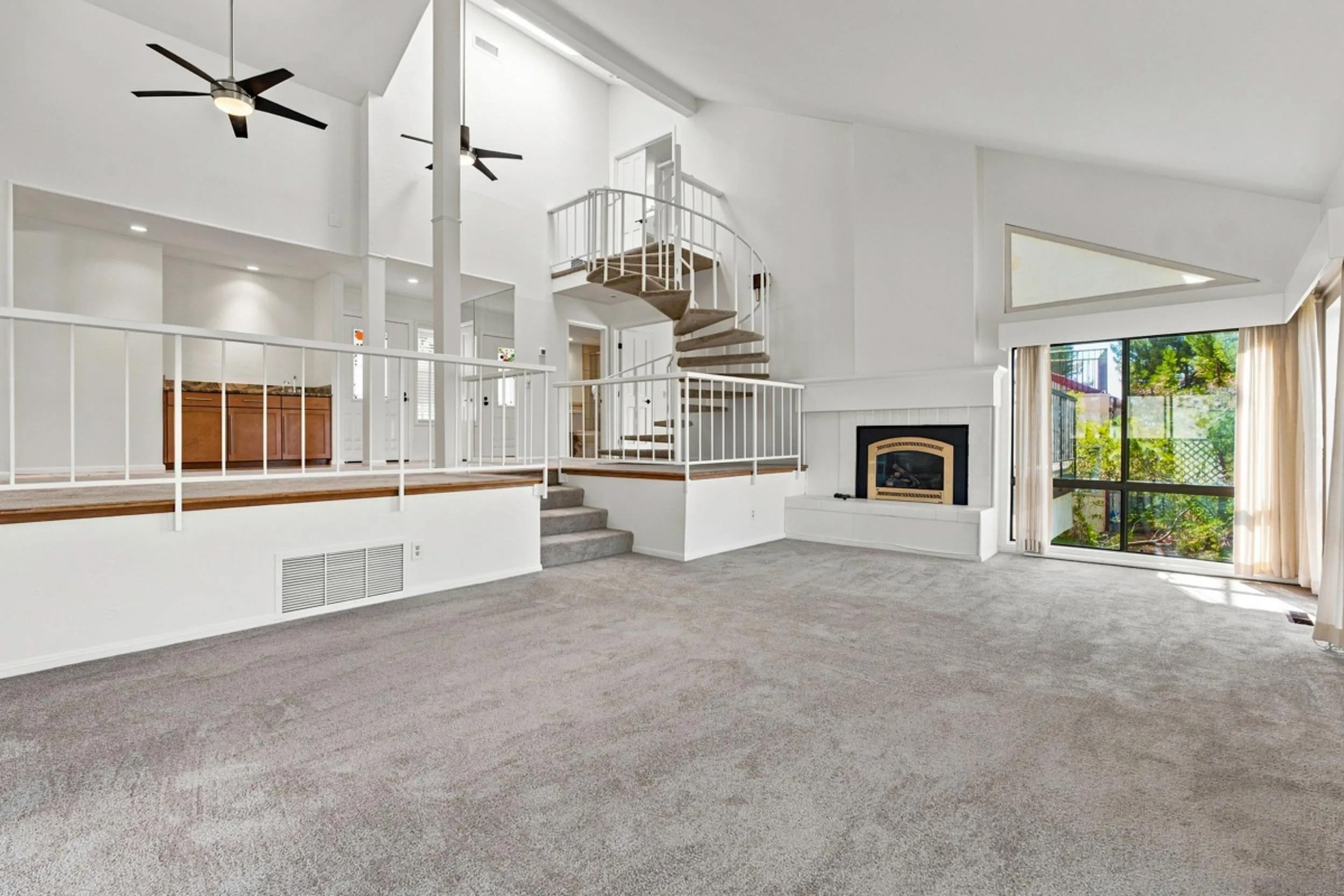 15615 Vista Vicente 6