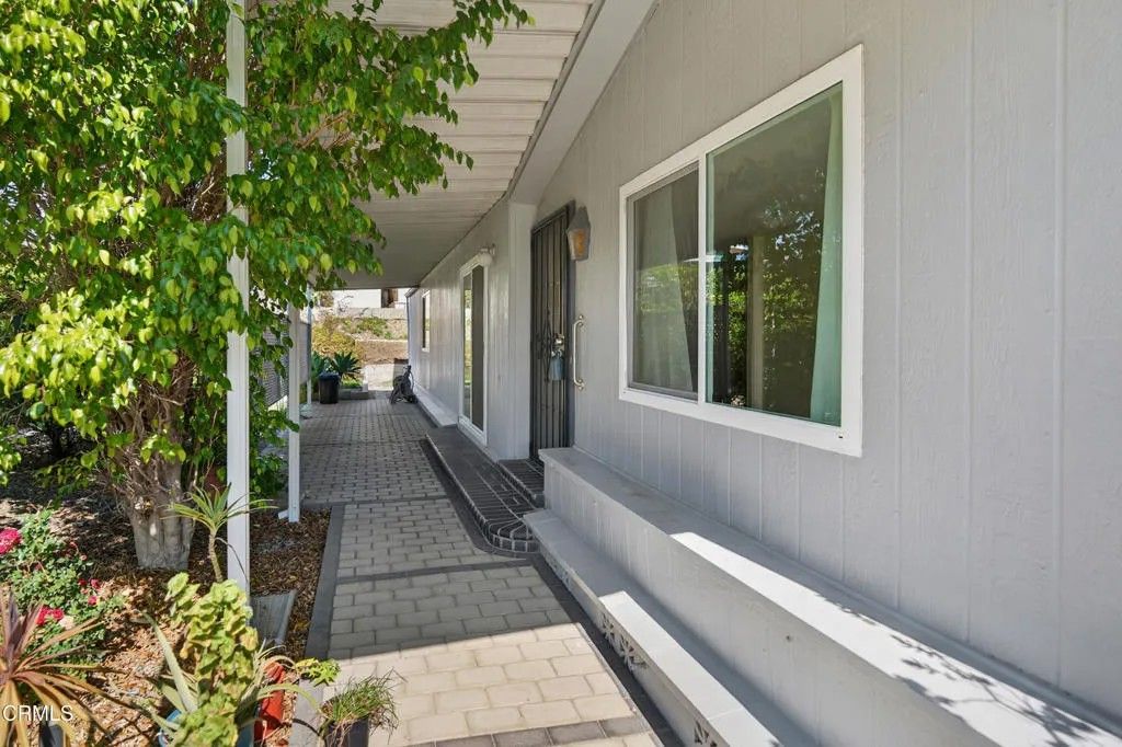 Photo of 222 Calle Fronte #29, Camarillo, CA 93012 (MLS # V1-35046)