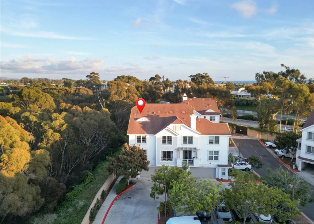 Photo of 750 Harbor Cliff Way #102, Oceanside, CA 92054 (MLS # 260007750)