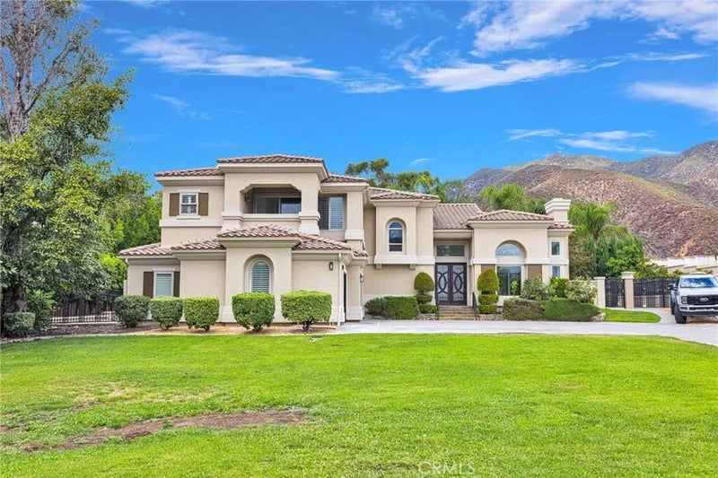 4954 Crestview Place