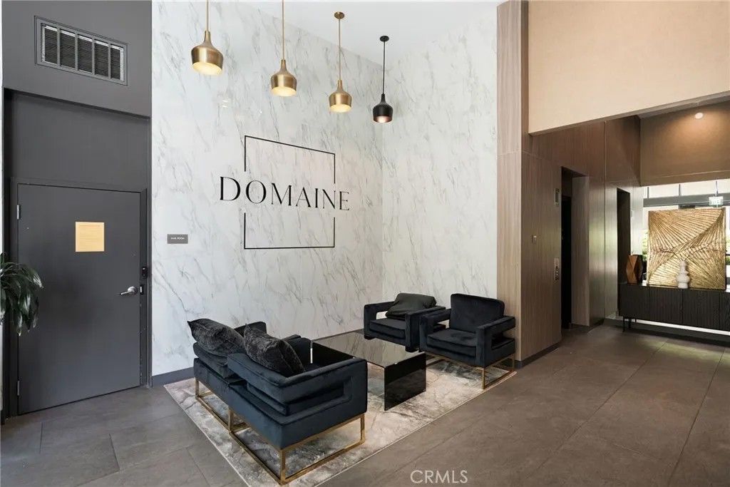 Photo of 39 S Los Robles #3019, Pasadena, CA 91101 (MLS # CV26045480)