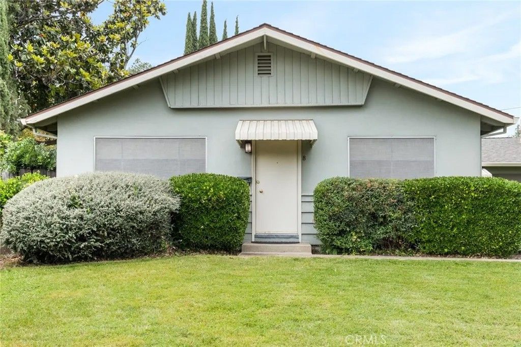 Photo of 6 Plaza Way, Chico, CA 95926 (MLS # SN26096101)